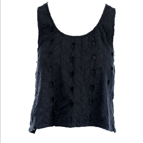 House Of Harlow 1960 NWT  BLACK Eyelet Leaf Top - Picture 7 of 8